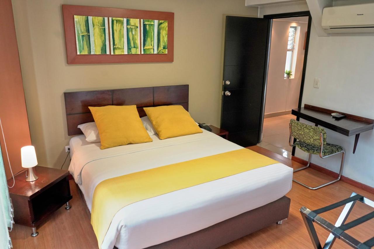 Hotel Volare Armenia  Zewnętrze zdjęcie